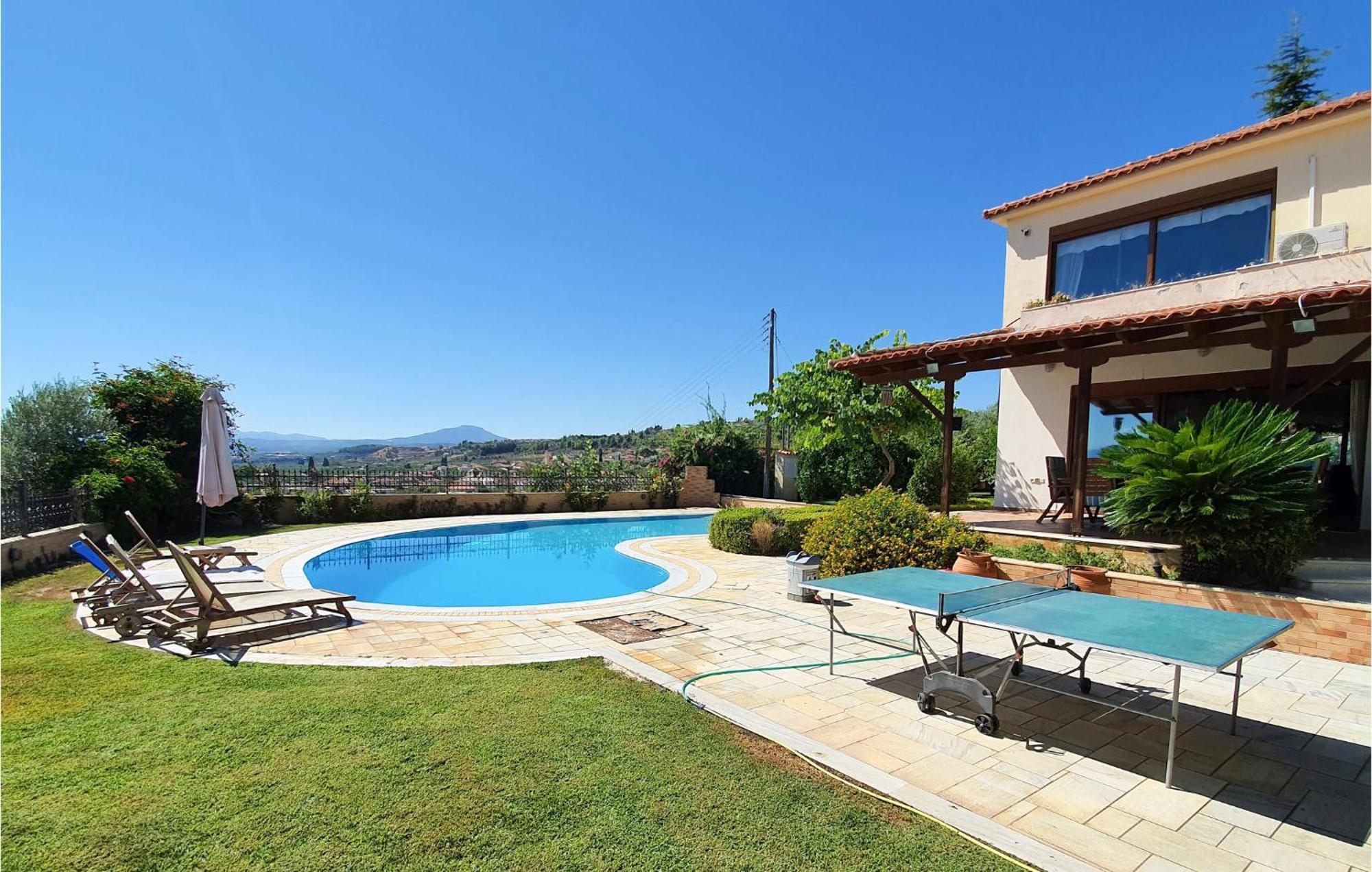 Lovely Home In Kiato With Wifi Bagian luar foto